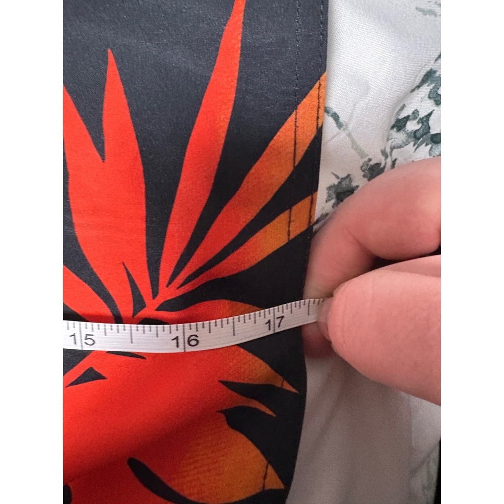 Billabong Swim Shorts swim wear Men's or youth Black Tropical Leaf Print - Picture 8 of 9